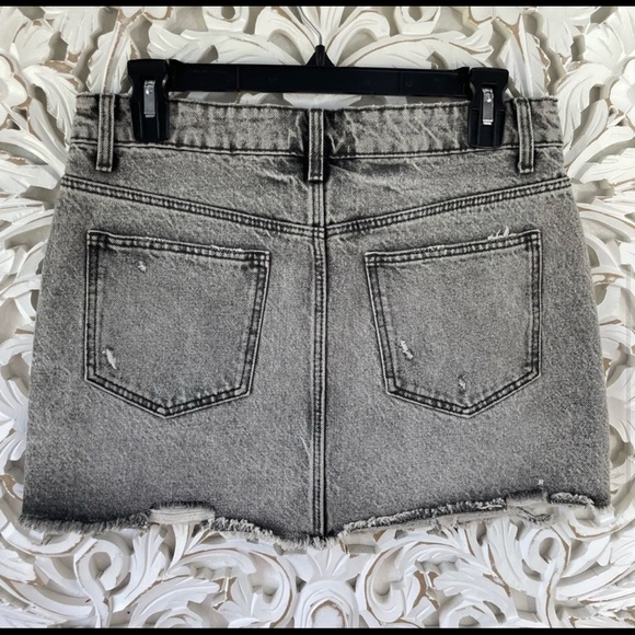 {Zara} Acid Wash Gray/Black Distressed Ripped Denim Jean Skirt, Size M - Picture 2 of 4